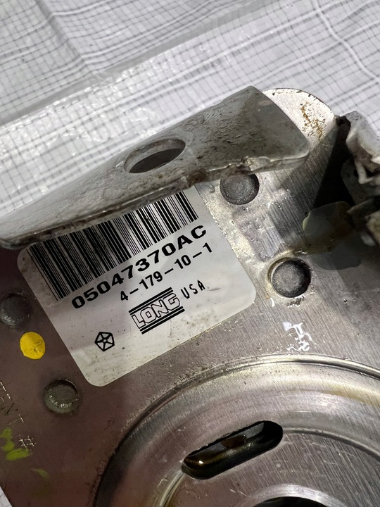 фото №3, Jeep cherokee kl радиатор основание фильтра масла 05047370ac