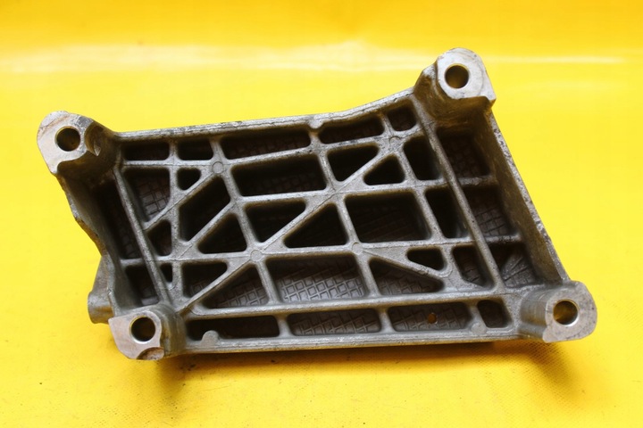 фото №6, Лапи двигателя astra j meriva 1.3 cdti 55565439