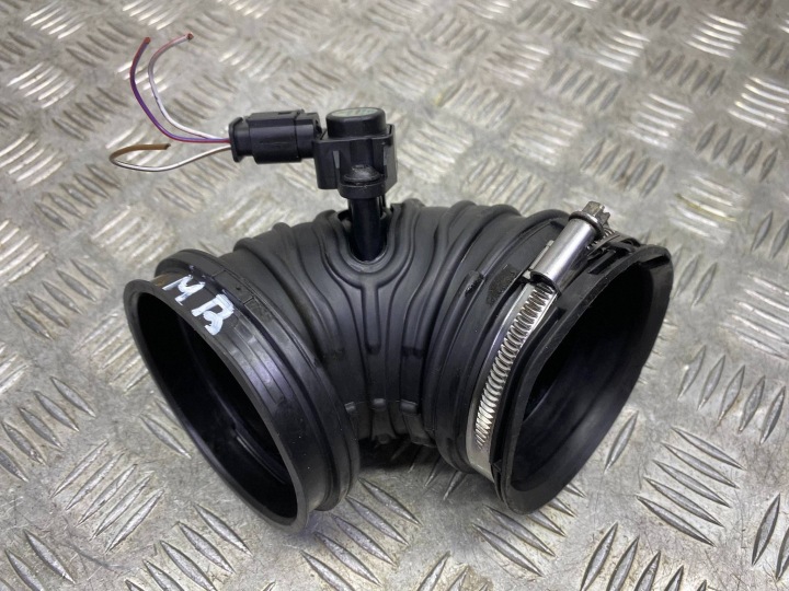 фото №7, Труба повітропровід повітря датчик тиску mercedes c w205 oem номер a0061539728