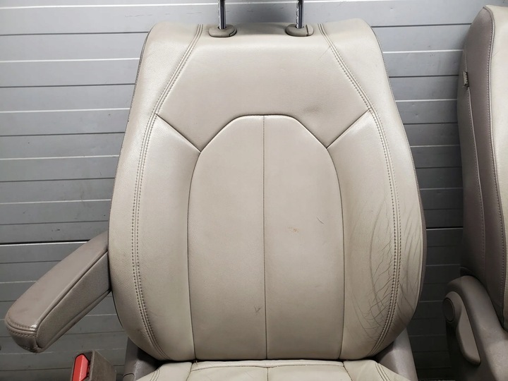фото №13, Chrysler pacifica 2017 набор 2 szt спереди сиденья, сиденья oem