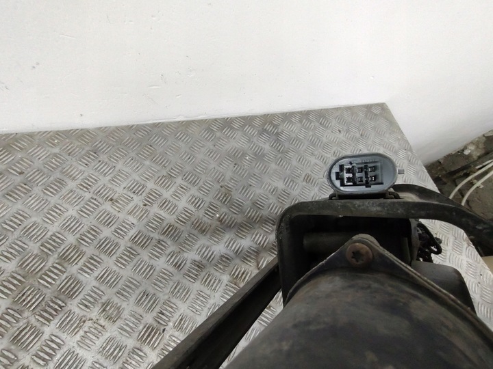 фото №7, Механізм двірник перед renault master ii 98- iveco daily 00-