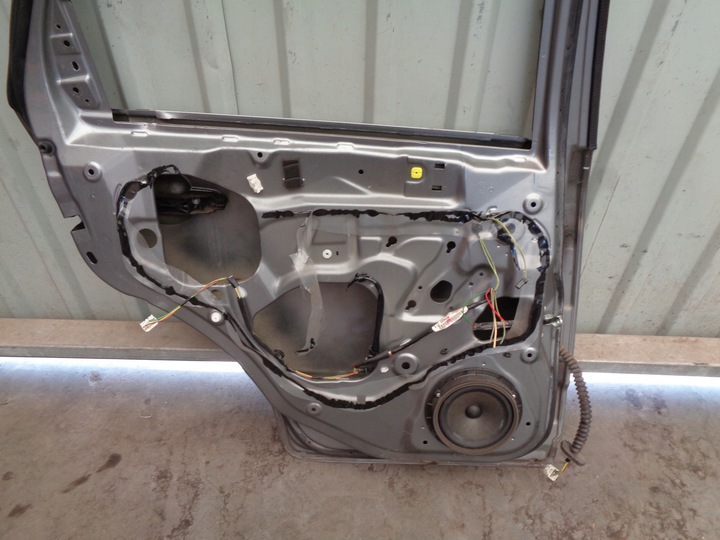 фото №11, Дверь боковые suzuki sx4 2006-2014r. левая задние зад код zcd