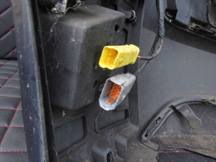 фото №15, Peugeot 3008 i рестайлинг pdc бампер переднее перед комплектный