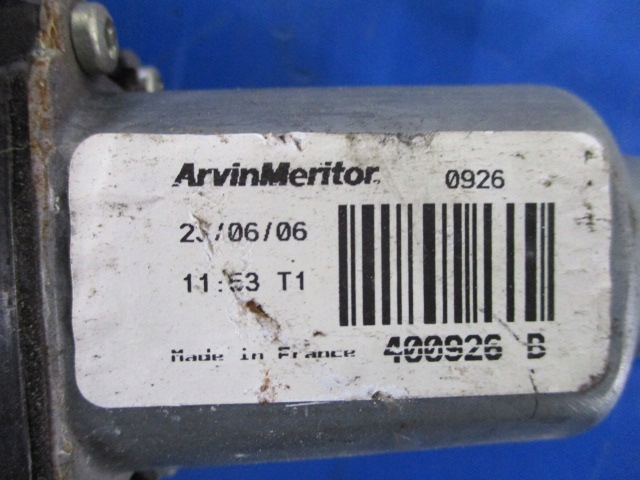 фото №4, Nissan note e11 подъемник стекла перед правые 2контакты