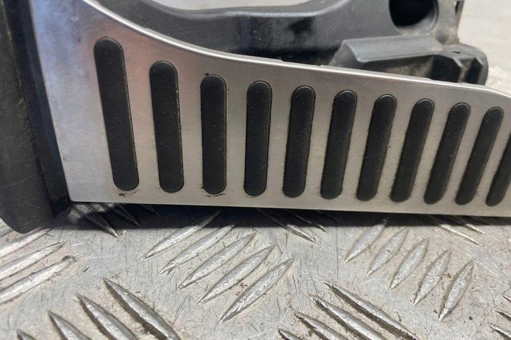 фото №9, Другие запчасти кузов vw 1k1721503n 1.98l бензин 2007