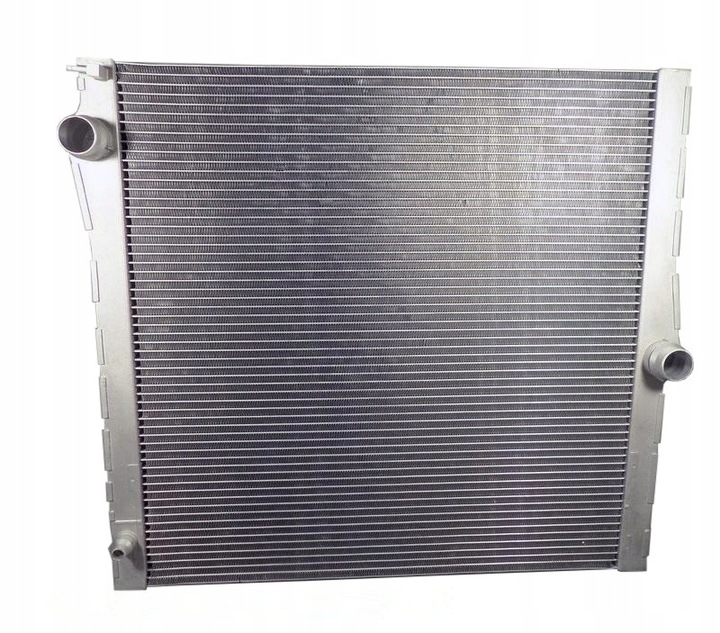 фото №1, Радиаторов bmw x5 e70 3,0 4,8 2006-2010 17117571987