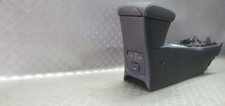 фото №7, Туннель средний подлокотник подогрев сиденья astra k