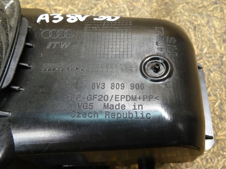 фото №10, Audi a3 8v 8v3 3d tdi дизель кришка заливання пального амортизатор 8v3809906c