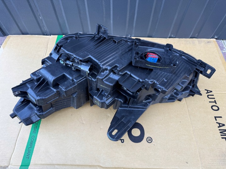 фото №8, Mustang mach-e 2020- фара правая полный led красивая оригинал eu lj8b13e014be