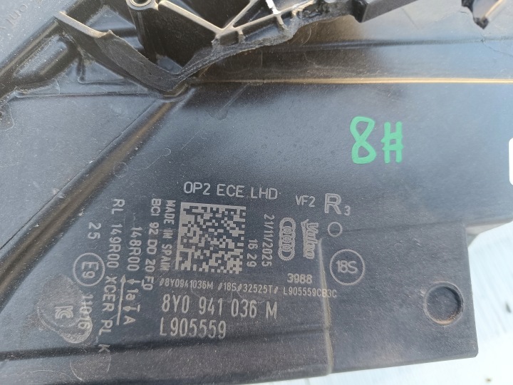 фото №12, Audi a3 s3 rs3 8y фара matrix правая перед 8y0941036 m