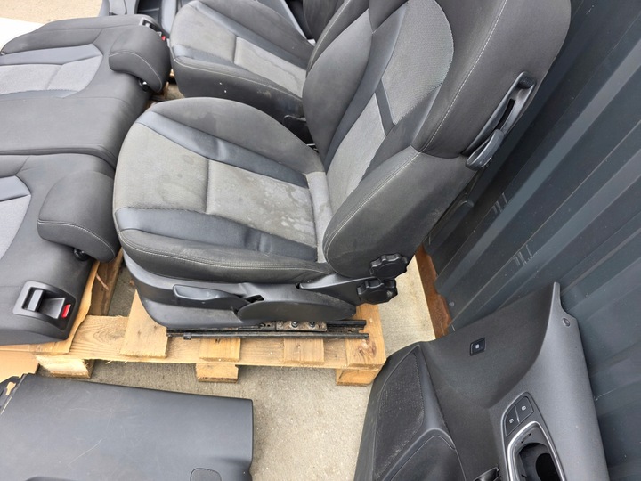 фото №11, Сиденье сиденья комплект audi a1 8x 8x3 3-дверь кожа+ материал оригинал !!!