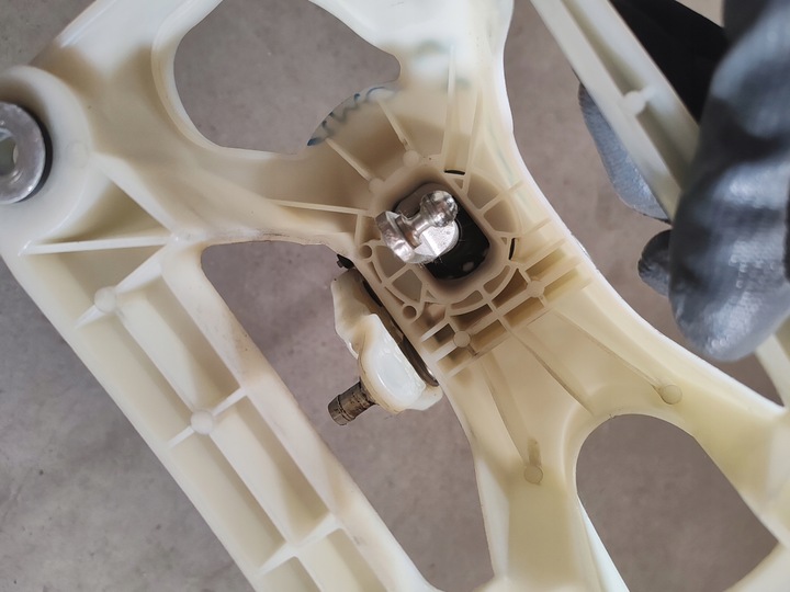 фото №6, Выборщик коробки передач домкрат 1.6 16v suzuki sx4 s-cross 13-19