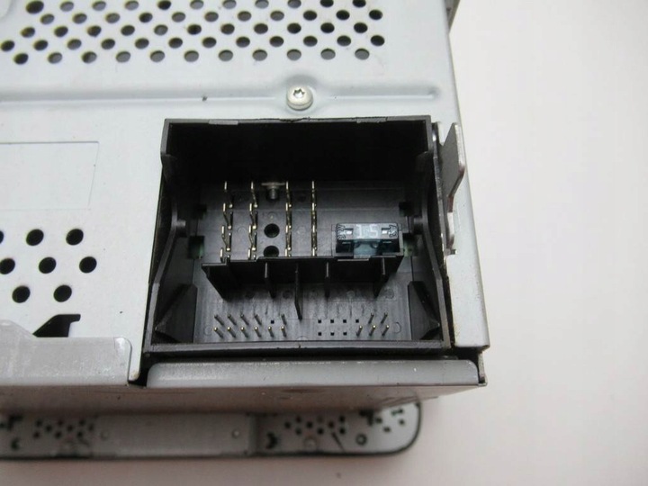 фото №8, Радио vw passat b7 1k0035188f 10-15 тюнер