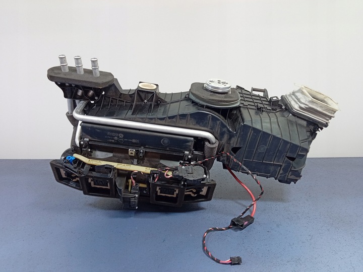 фото №4, Bmw 5 f10 f11 2.0d отопитель