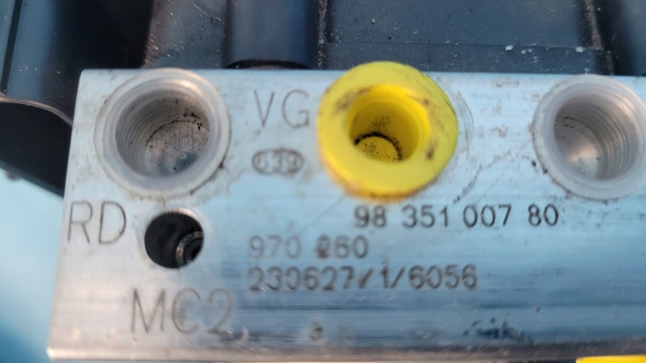 фото №12, Opel astra l vi 23r главный тормозной цилиндр abs 9835100780 9856136880