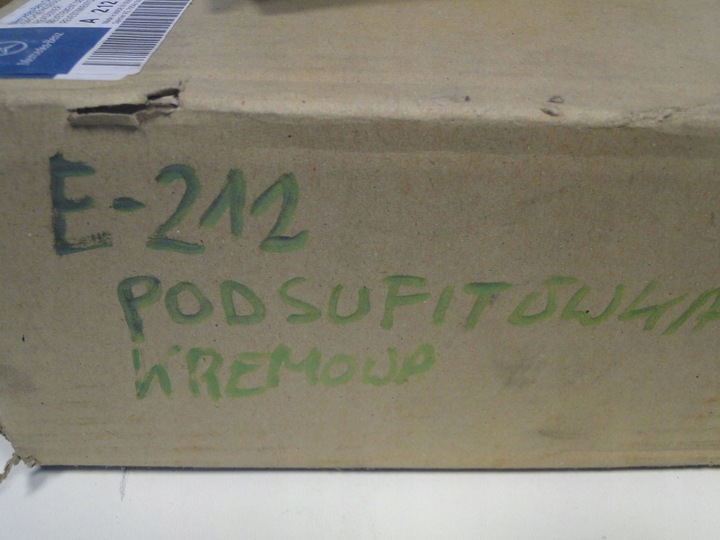 фото №11, Mercedes захист планка стеля зад 8q45 beż e клас 212 w212 sedan