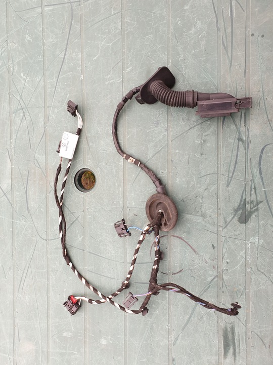 фото №4, Vw passat b8 установка дверь правый зад 3g0971694f