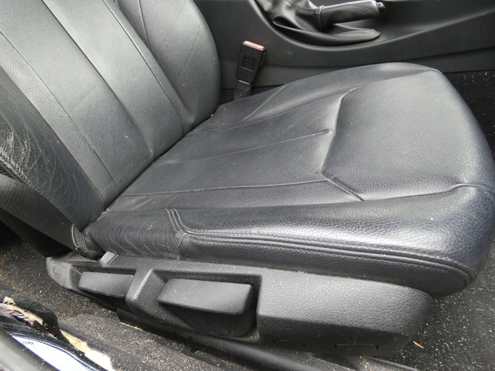 фото №8, Bmw f30 сидіння диван чорна шкіра біла nić + обшивки