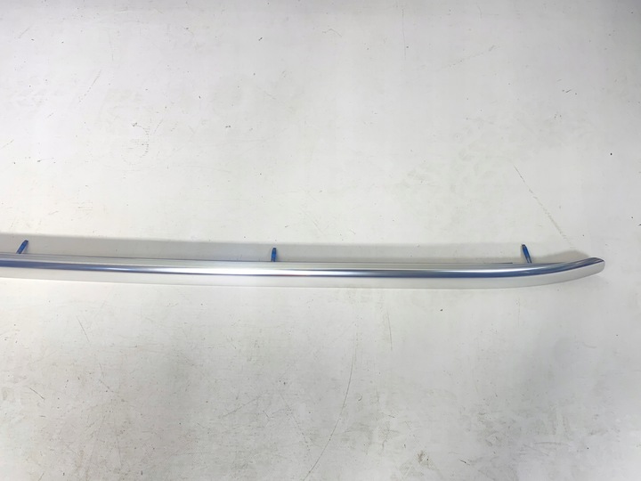 фото №9, Рейлінг даховий праві хром оригінальний номер audi a3 8p4860022n2zz