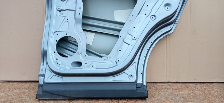 фото №12, Byd уплотнитель u 24- дверь правые зад правые задние