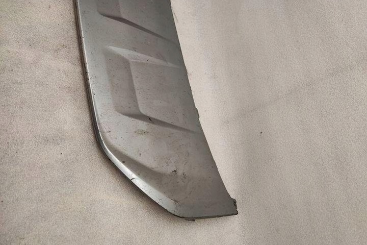 фото №8, Нижня накладка бампера audi q7 4m 4m0807733d 3.0l дизель 200kw 2017