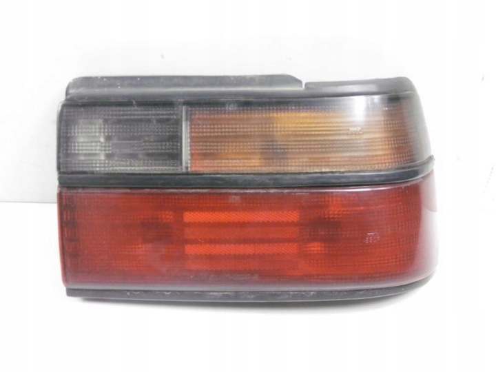 фото №9, Toyota corolla 6 e9 87-91 лампа зад права sedan 4d