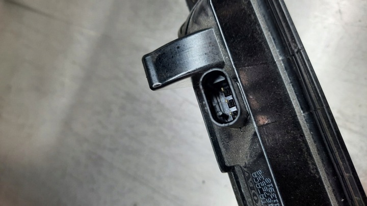 фото №8, Накладка мікровимикач кришки 31675536 volvo xc90 ii