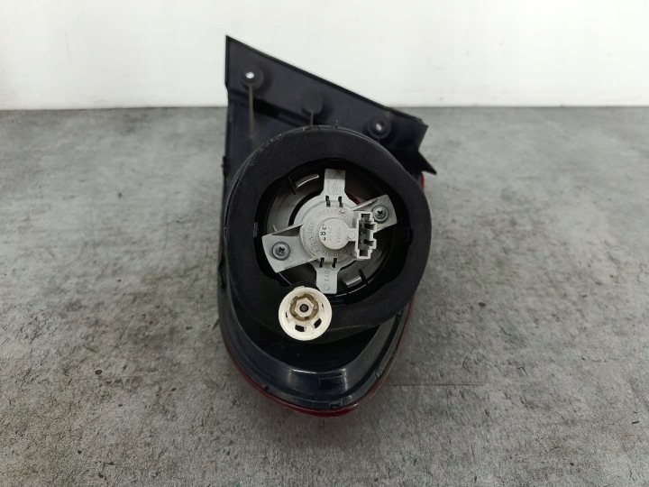 фото №9, Фара задняя левая seat toledo iii 5p5945095c 5p5945111a 5p5945111b