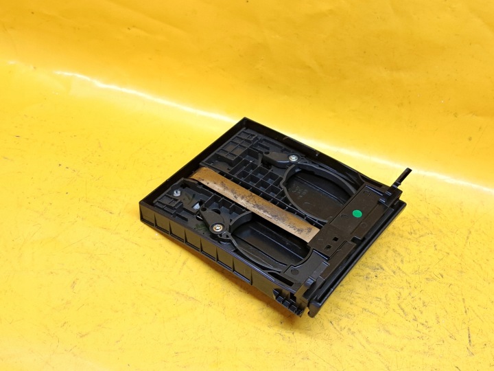 фото №10, Держатель na напитки nissan almera n16 03-06r 68430
