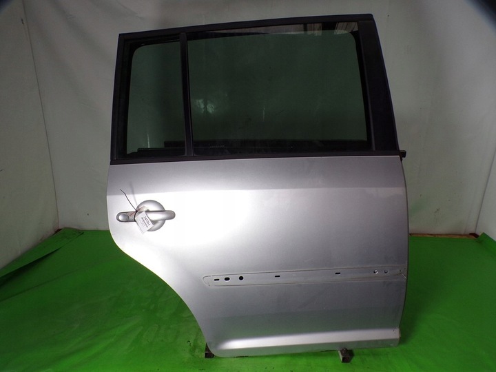 фото №1, Volkswagen touran дверь правые зад задние лак la72