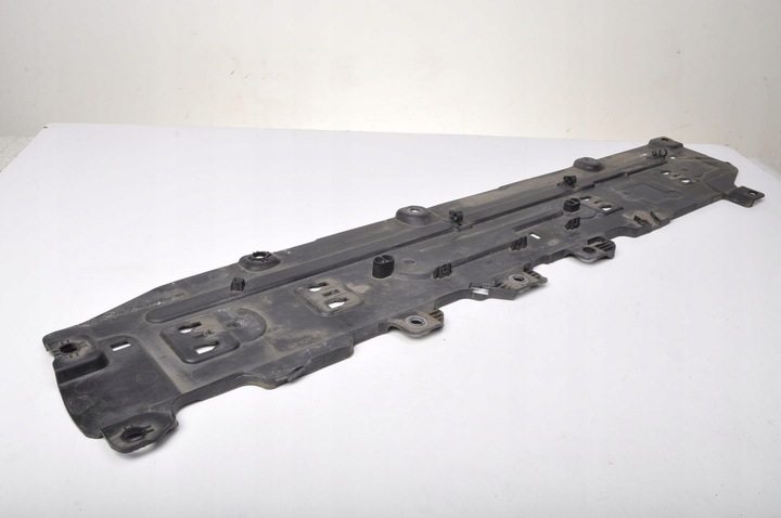 фото №1, Volvo v60 ii защита шасси 31497614 правая