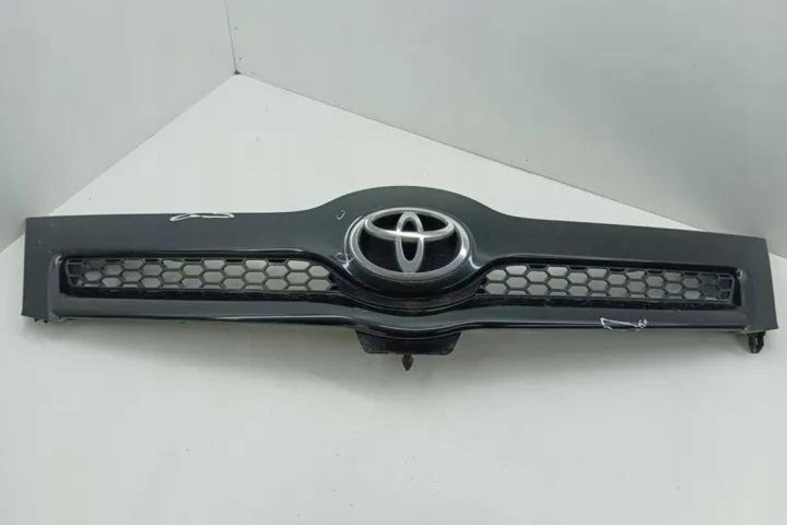 фото №12, Решітка toyota corolla verso _e12_ 531170f010 2.2l дизель 66kw 2006