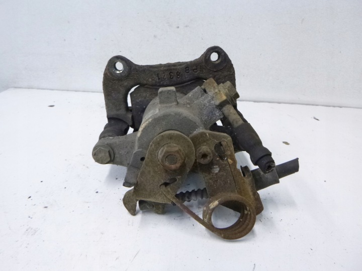 фото №4, Суппорт тормозной зад audi a6 c5 2.8 1999r.