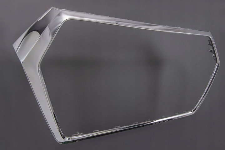 фото №10, Audi q7 sq7 15-20 передний фейслифтинг хромированная рамка решётка 4m0853651f