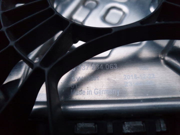 фото №5, Mercedes c-klasa w205 205 cla w117 gla 156 w156 e-klasa w213 вентилятор