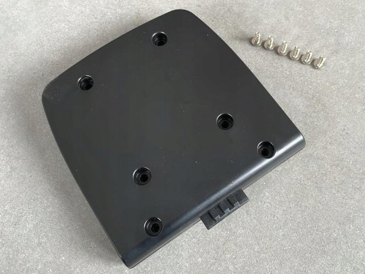 фото №7, Держатель крышки багажника пола нижней чёрный 51479120283 do bmw e70 e71