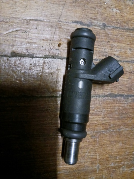 фото №1, 06b1335511 инжектор passat b5 fl 2.0 alt 130km