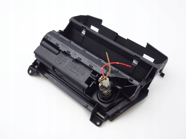 фото №8, Пепельница bmw 3 e46 8268887a nr122