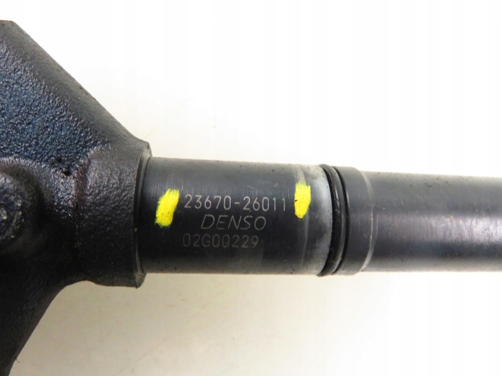 фото №6, Инжектор toyota avensis t25 2.2 d-4d 2367026011