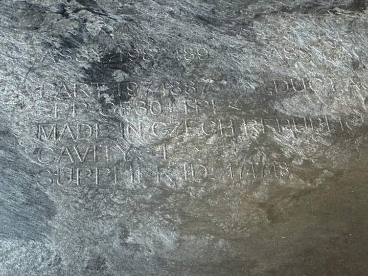 фото №7, Tesla y juniper 25+ активная жалюзи защита впуск 1982489-00-d новая