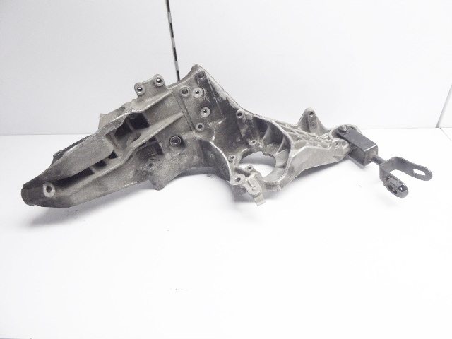 фото №1, Alfa 166 лапи генератора 60610195 2.0 16v ts