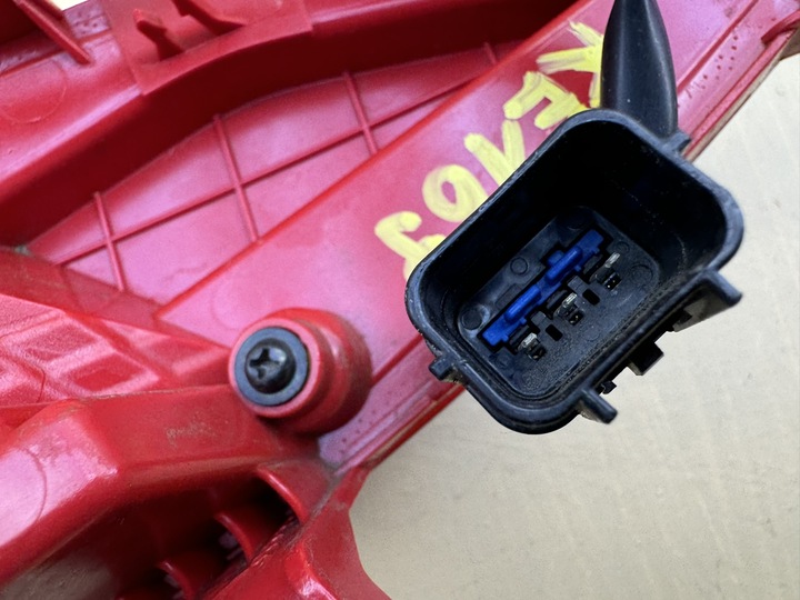 фото №15, Hyundai tucson 4 iv 20r- лампа противотуманная левая задняя левый зад