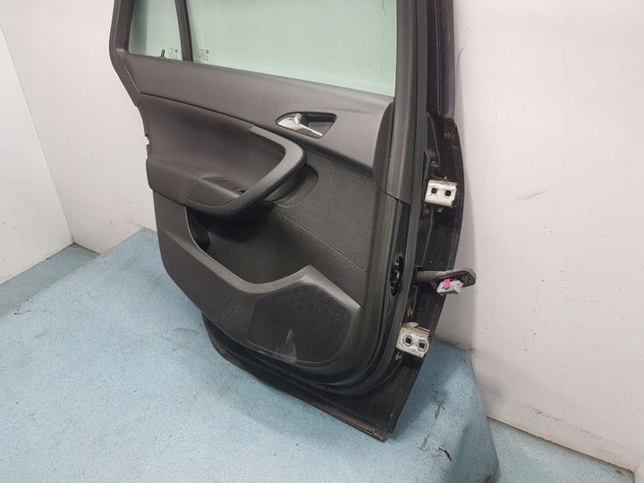 фото №11, Opel insignia a рестайлінг універсал двері зад ліві z22c