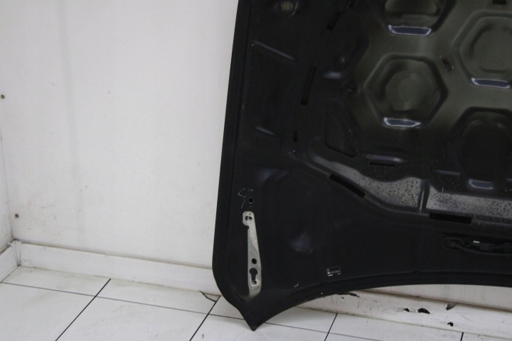 фото №12, Капот крышка двигателя volvo v70 iii 2007r- 452