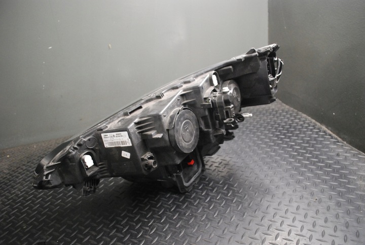 фото №14, Лампа led правий перед renault megane iv 90060925