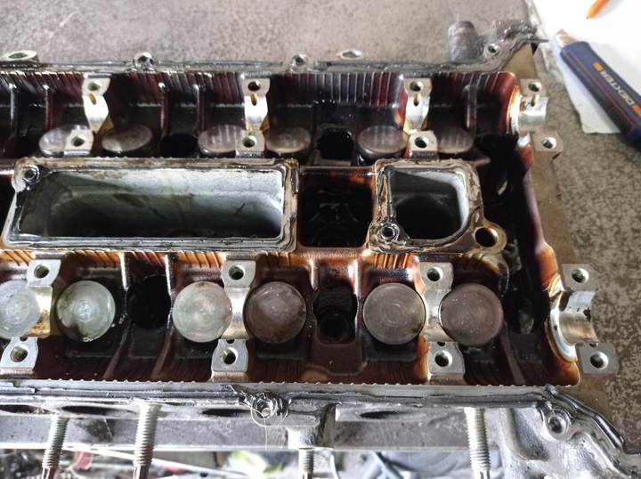 фото №6, Mondeo mk4 2.0 16v - головка двигуна комплект