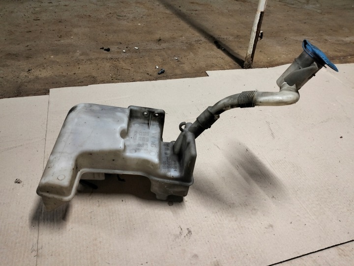 фото №8, Vw jetta vi 6 5c6 бак омывателя 5c6955453q