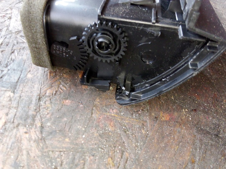 фото №10, Решётка воздуховод средняя bmw e46 8391179