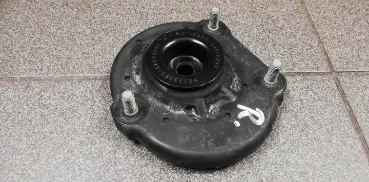 фото №5, Крепление защита амортизатора fiat doblo ii рестайлинг 51975630
