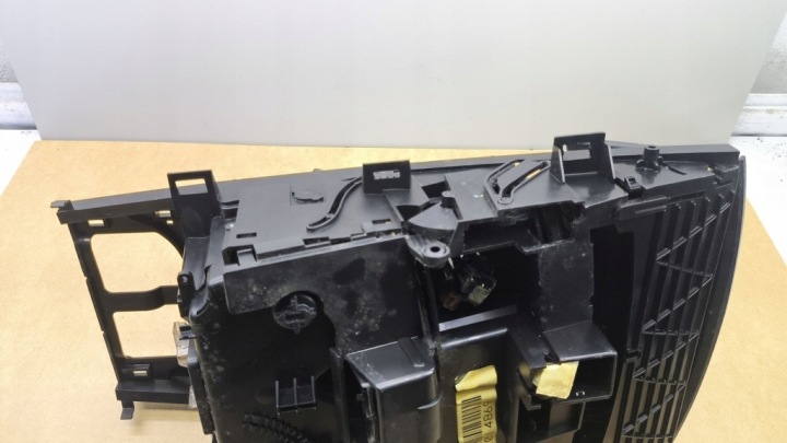 фото №6, Попільничка mercedes-benz r w251, v251 a25168025149051 3.0l дизель 165kw